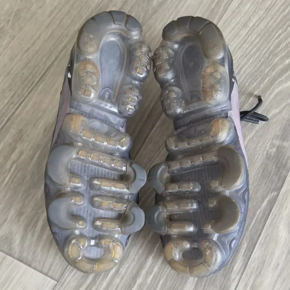 Sz 5Y Nike Air VaporMax Synthetic Low Top Sneakers Gray/Black/Multicolor